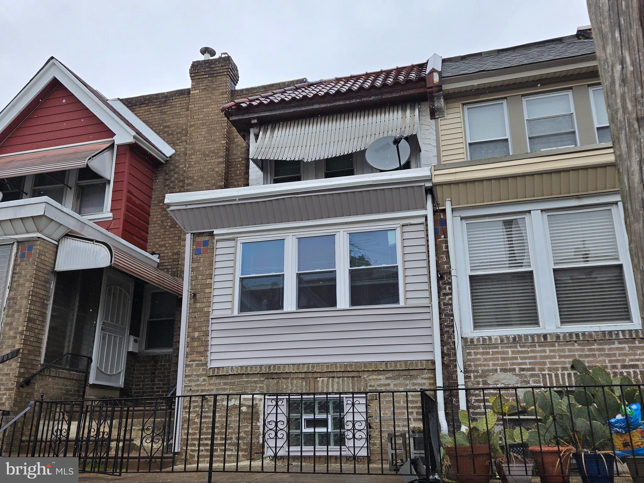 2005 South Redfield St  