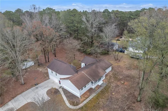 a view of a outdoor space
