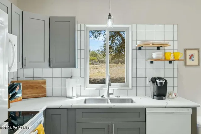 $1,900 | 3465 Black Jack Ridge Road, Prescott, AZ 86305