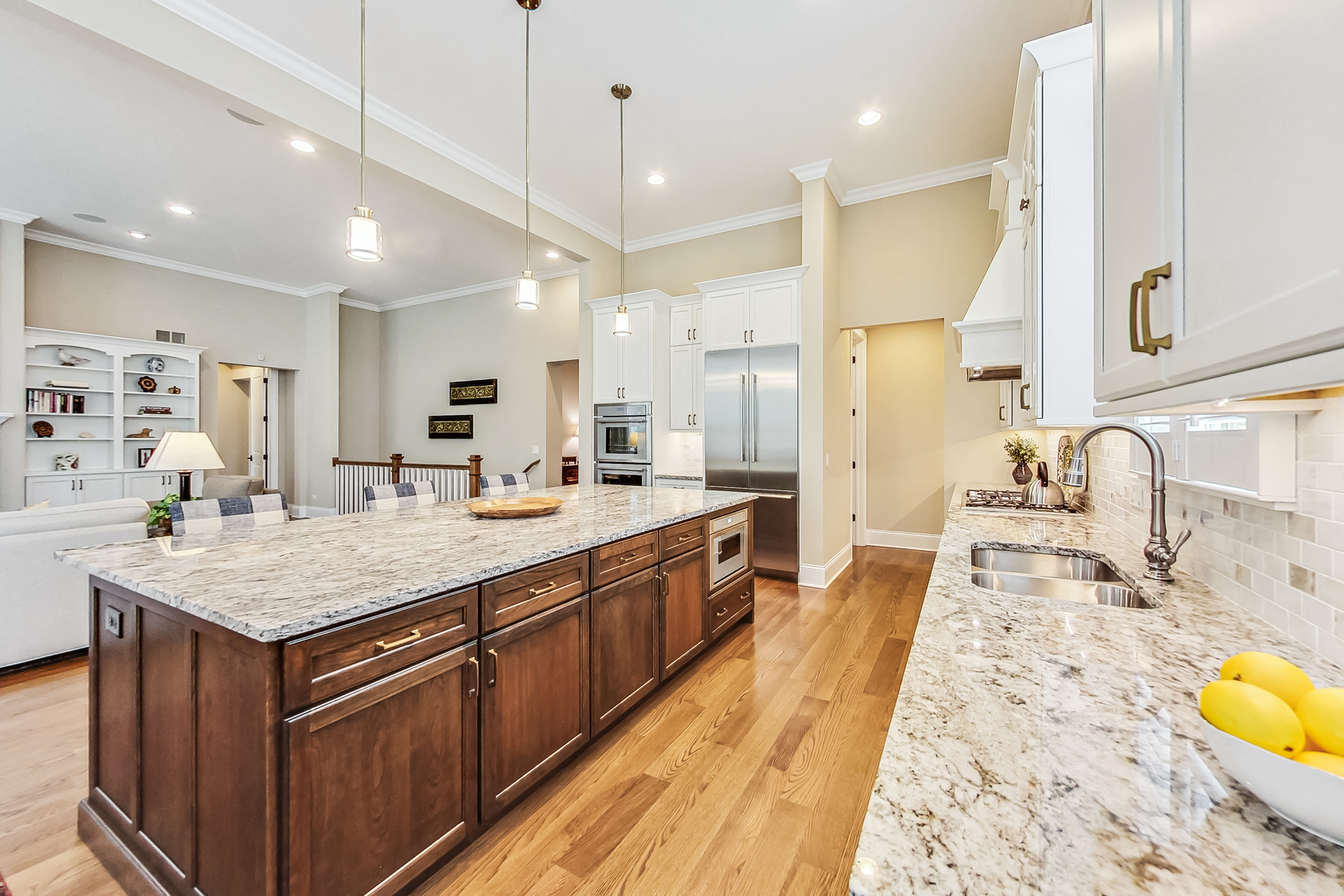 2811 Parkside Circle Glenview, IL 60026 - Photo 9 of 42 a large bathroom with a tub double vanity sink and a mirror