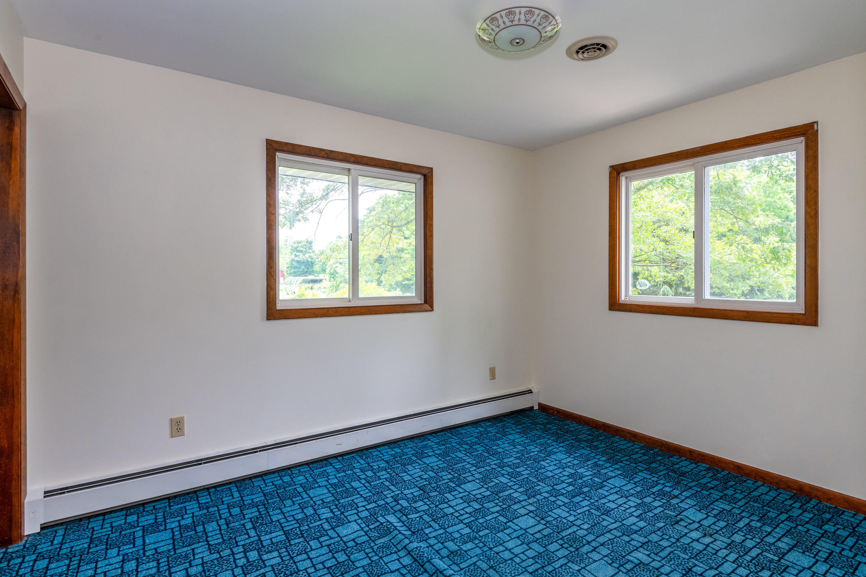 545 West Yellow Springs-Fairfield Road Yellow Springs, OH 45387 - Photo 29 of 47