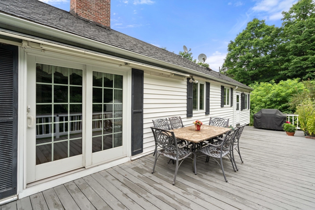 1 Westover Drive Lynnfield, MA 01940 - Photo 30 of 40