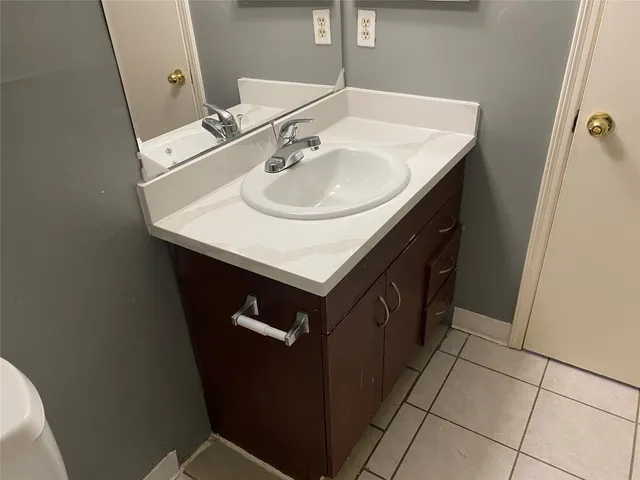 $1,100 | 9700 Leawood Boulevard, Unit 205, Houston, TX 77099
