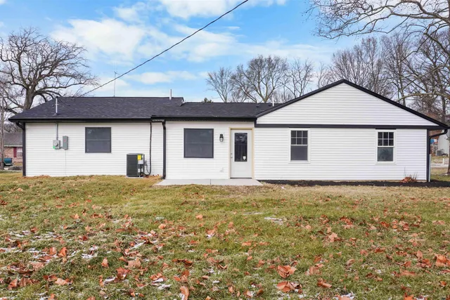 $320,000 | 17 Brazos Circle, Lafayette, IN 47909