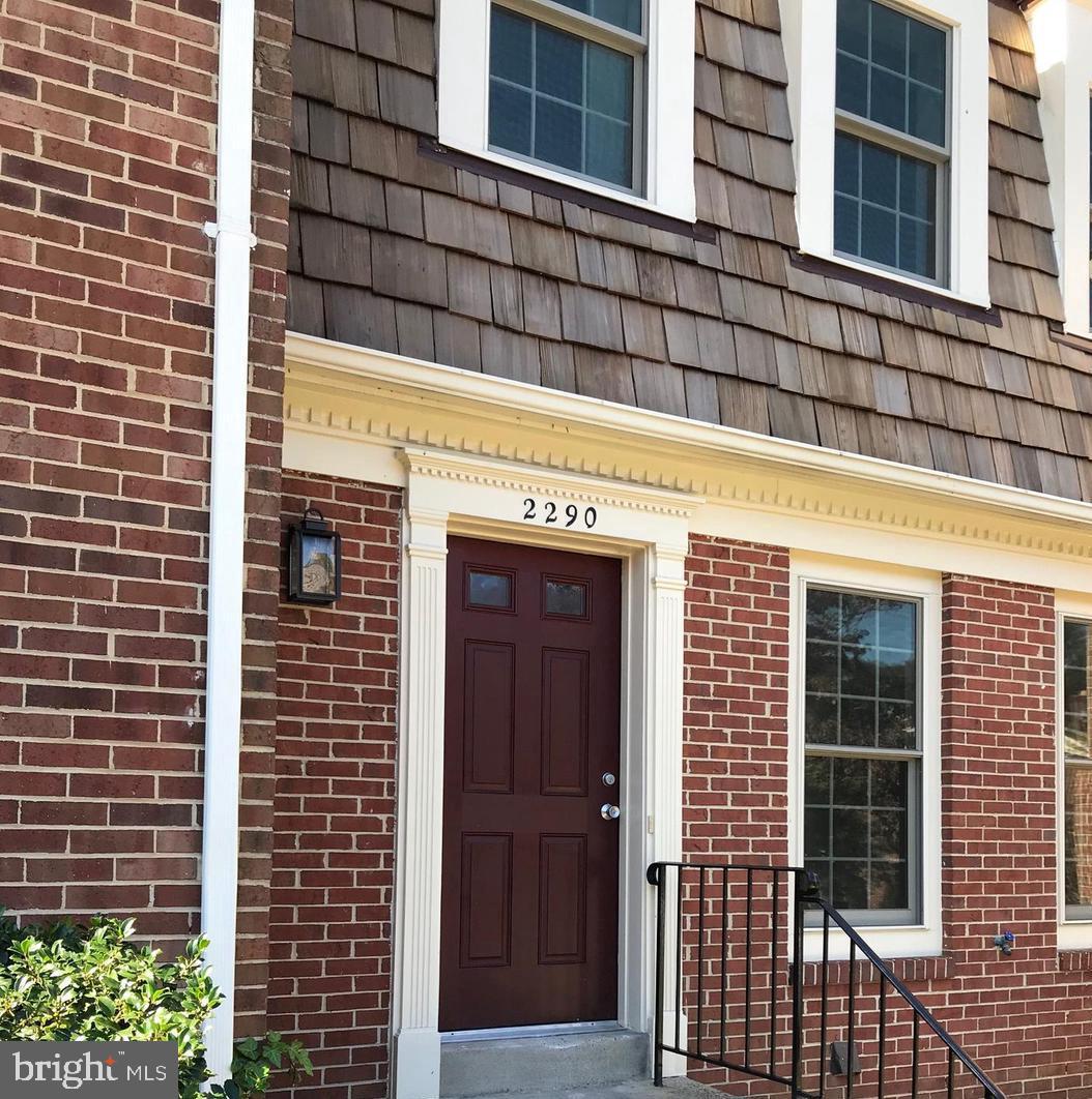 2290 Cartbridge Road Falls Church, VA 22043 - Photo 1 of 37 Gallery Image 1