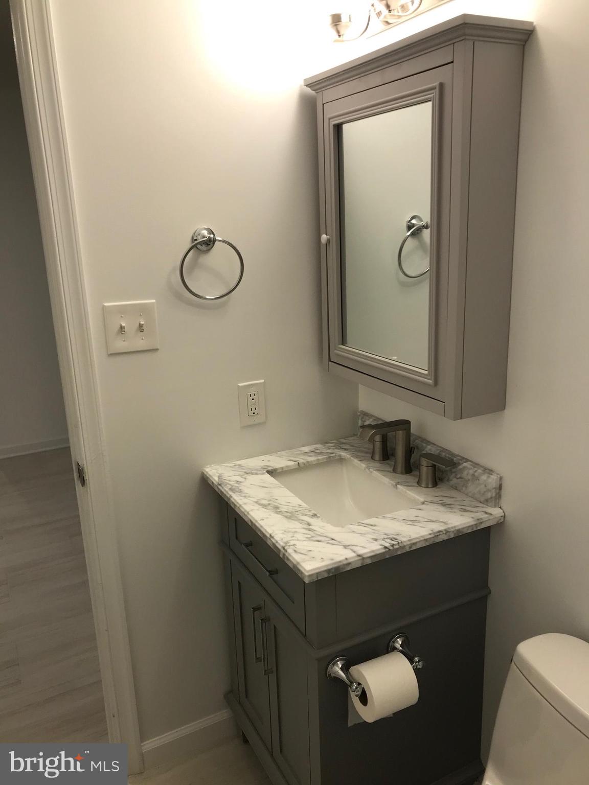 2290 Cartbridge Road Falls Church, VA 22043 - Photo 13 of 37 Gallery Image 13