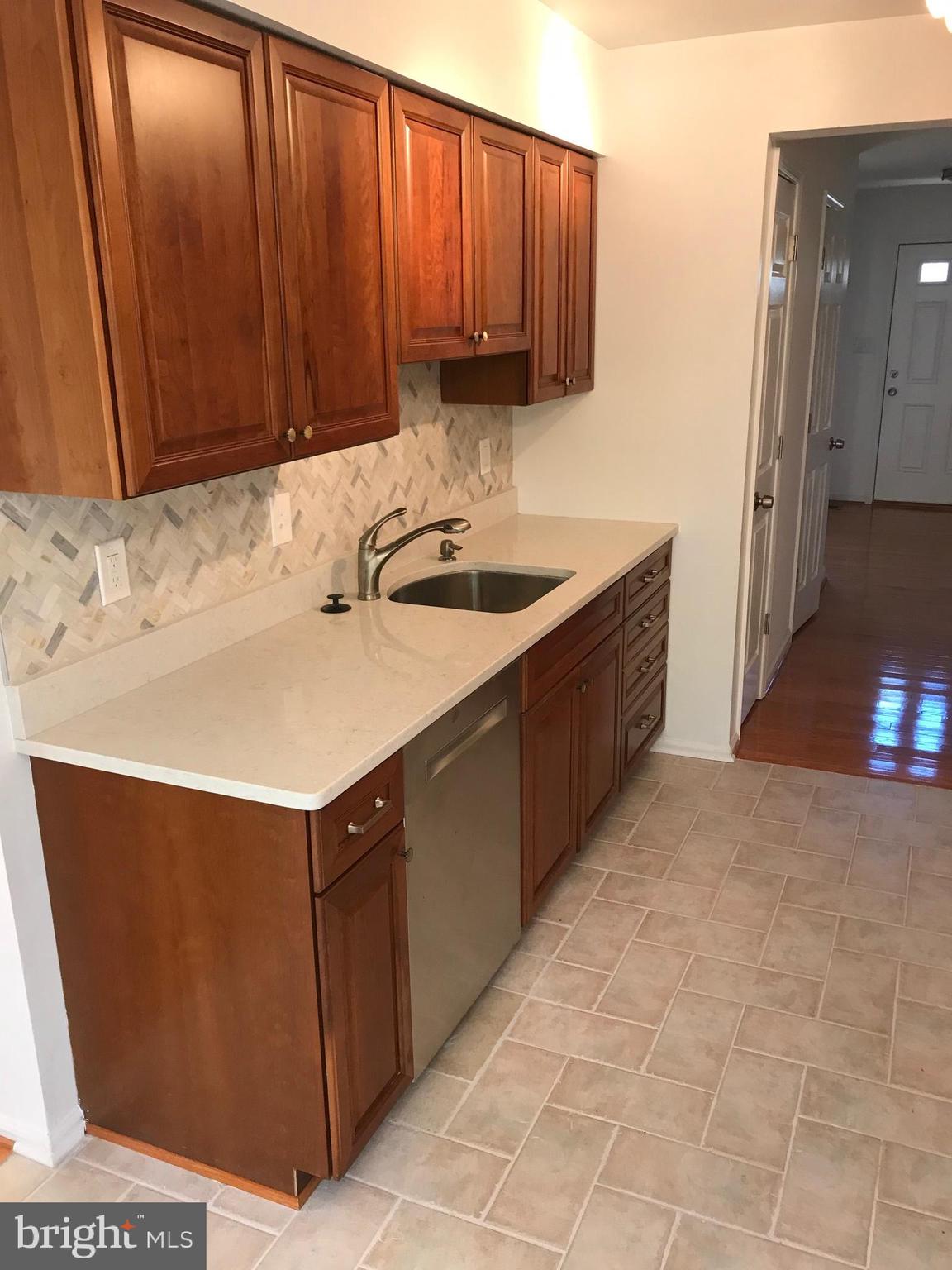 2290 Cartbridge Road Falls Church, VA 22043 - Photo 6 of 37 Gallery Image 6