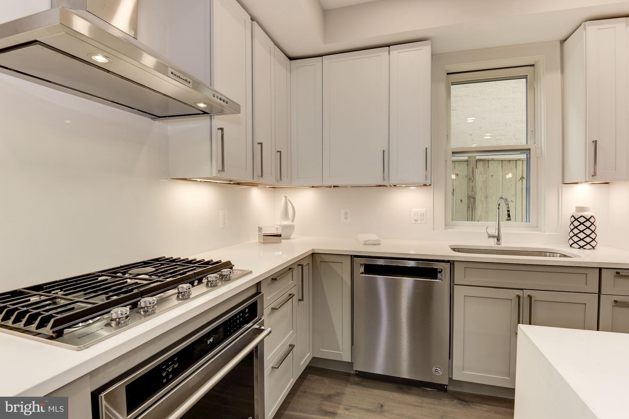 417 4th Street Southeast, Unit 3 Washington, DC 20003 - Photo 8 of 34 Gallery Image 8