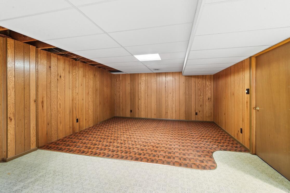 3580 South Brentwood Road New Berlin, WI 53151 - Photo 35 of 44 Partially Finished LL Rec Room