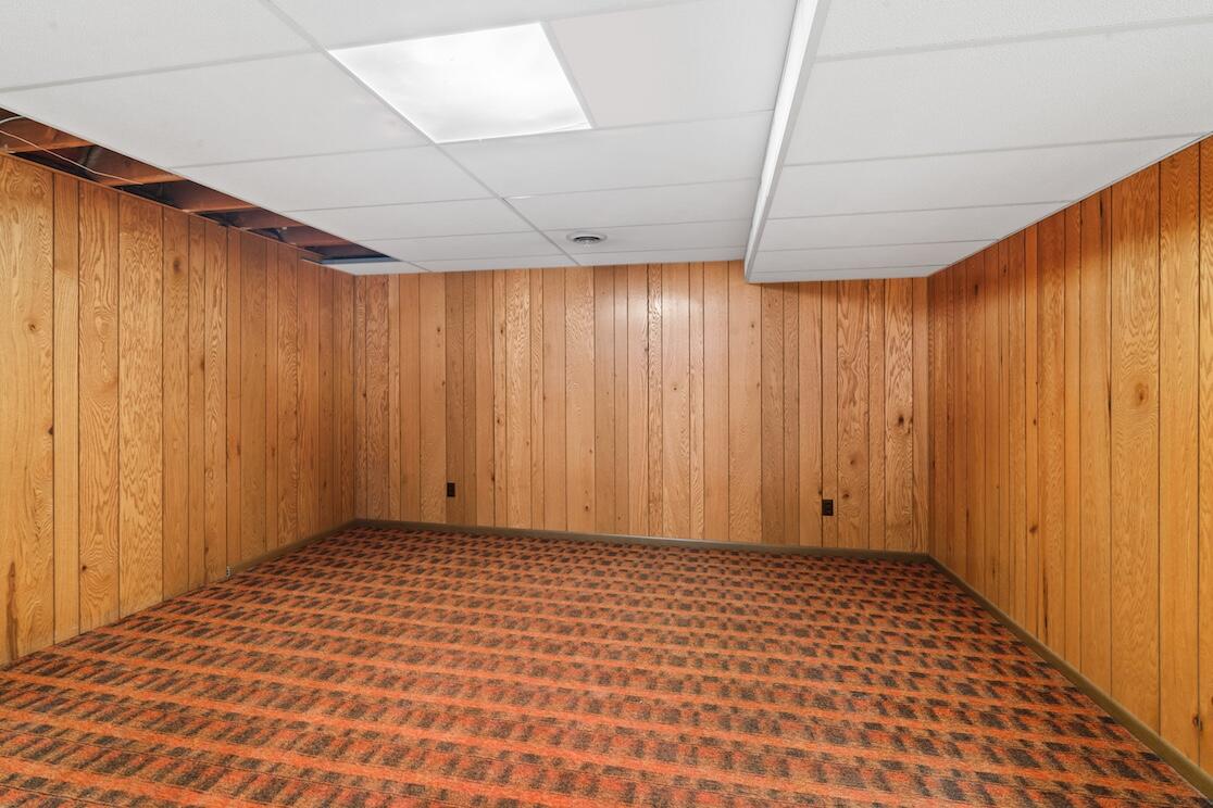 3580 South Brentwood Road New Berlin, WI 53151 - Photo 36 of 44 LL Rec Room