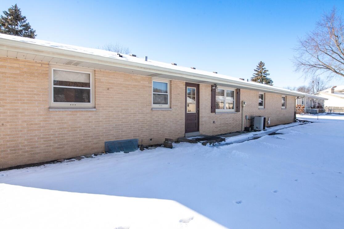 3580 South Brentwood Road New Berlin, WI 53151 - Photo 43 of 44 Patio