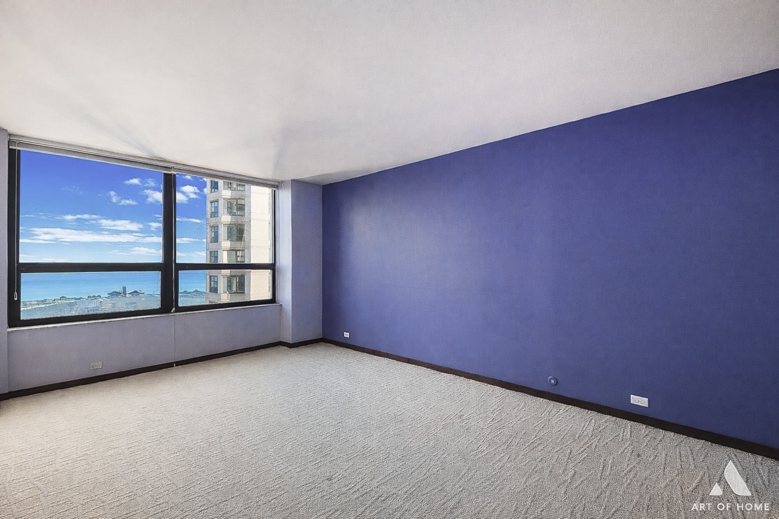 400 East Ohio Street, Unit 2902 Chicago, IL 60611 - Photo 17 of 33 an empty room with windows