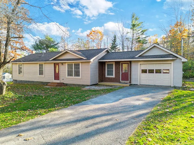 $325,000 | 161 Gagnon Road, Fairfield, ME 04937