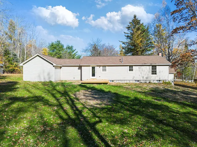$325,000 | 161 Gagnon Road, Fairfield, ME 04937