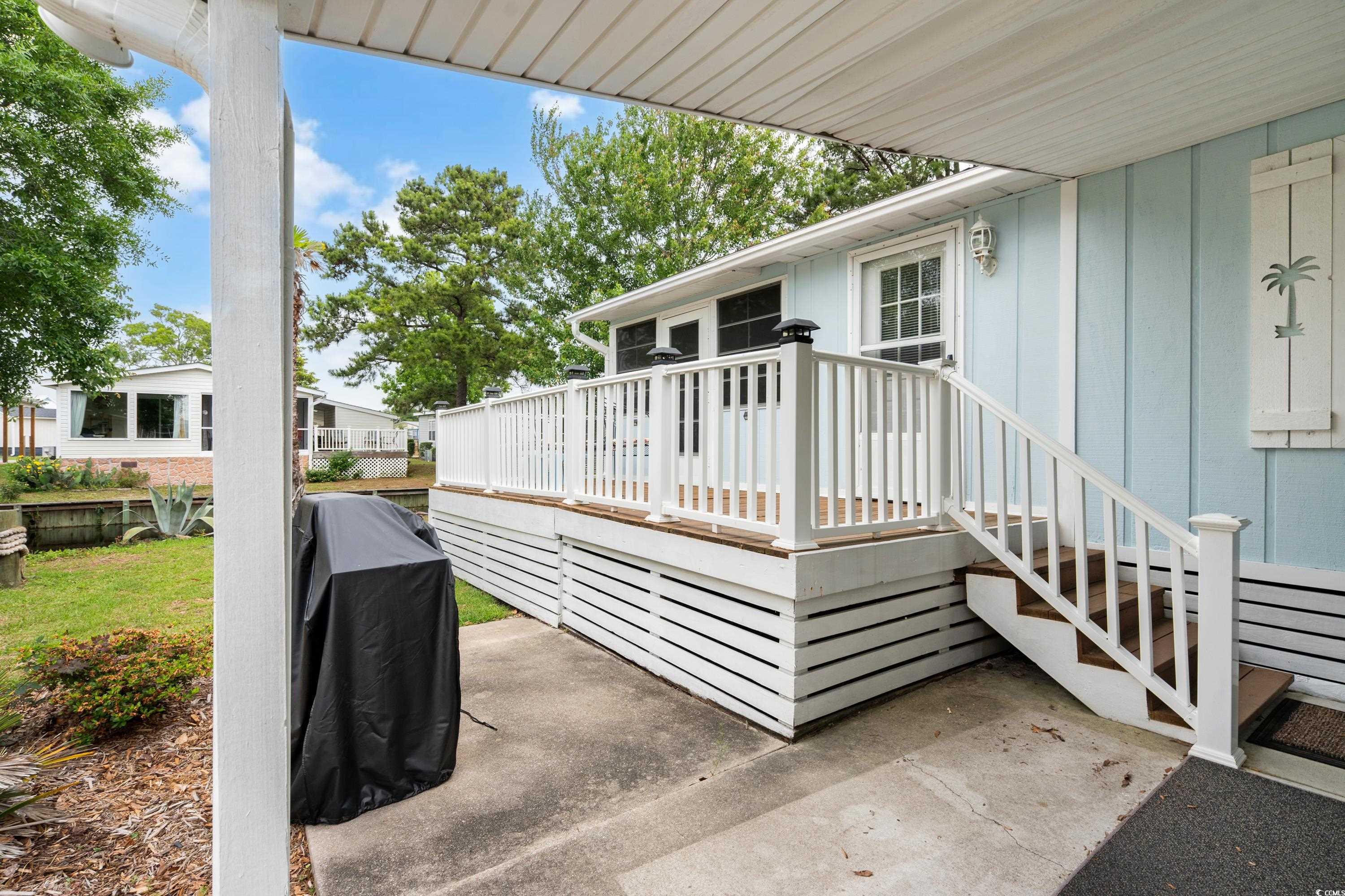 404 E Lake Surfside Beach, SC 29575 - Photo 32 of 40