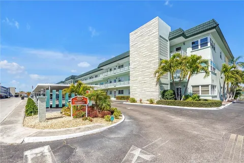 $259,000 | 5935 30th Avenue South, Unit 105, Gulfport, FL 33707