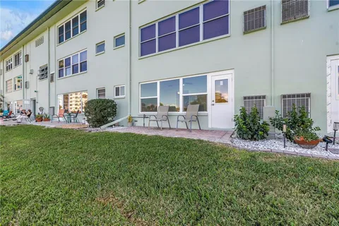 $259,000 | 5935 30th Avenue South, Unit 105, Gulfport, FL 33707