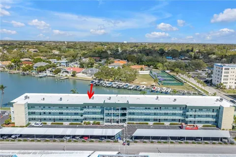 $259,000 | 5935 30th Avenue South, Unit 105, Gulfport, FL 33707