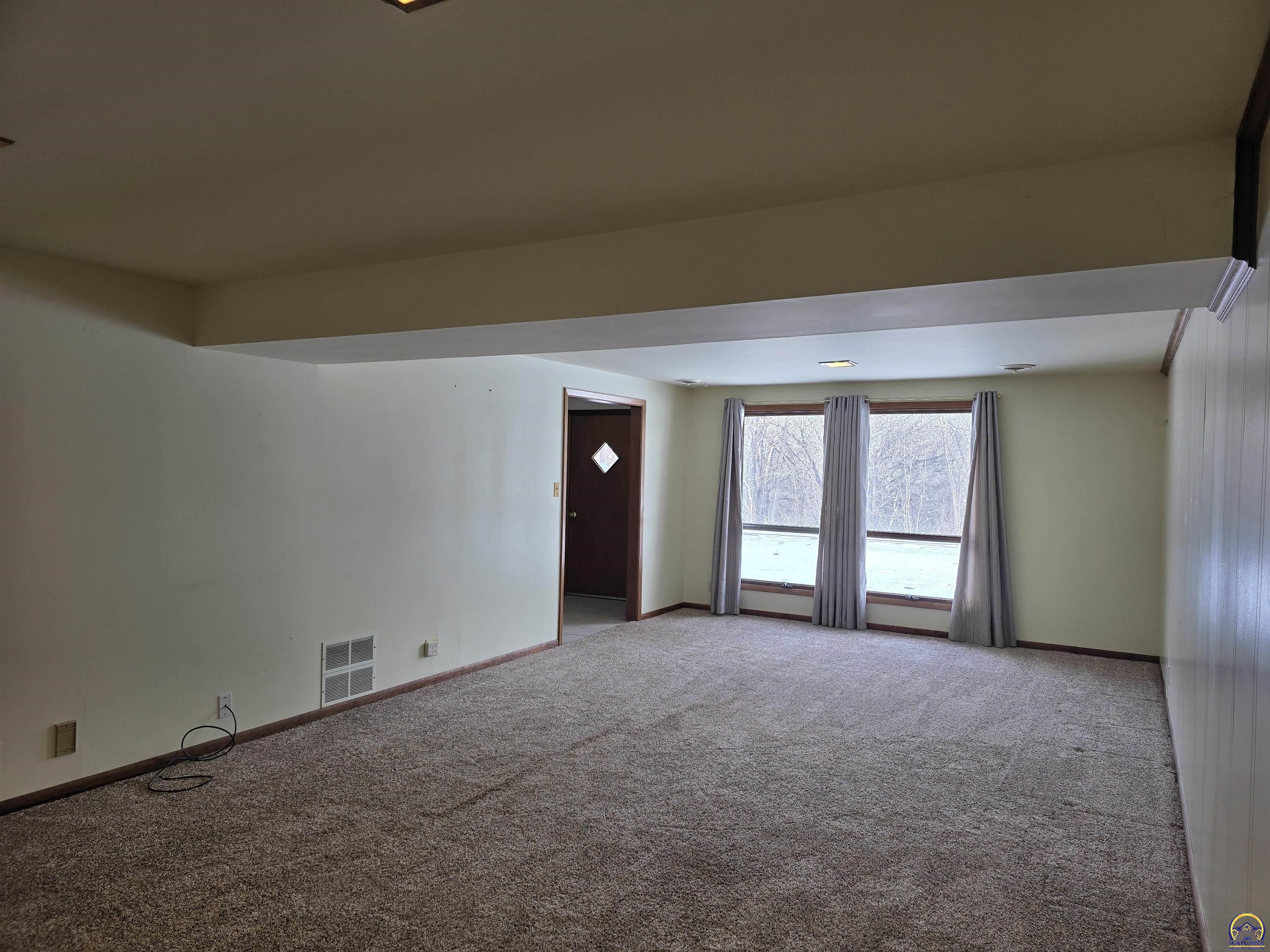 207 Eastern Avenue Denison, KS 66419 - Photo 18 of 24