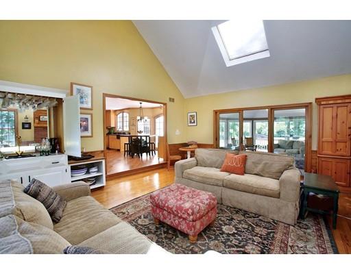 282 Belknap Road Framingham, MA 01701 - Photo 7 of 25 Gallery Image 7