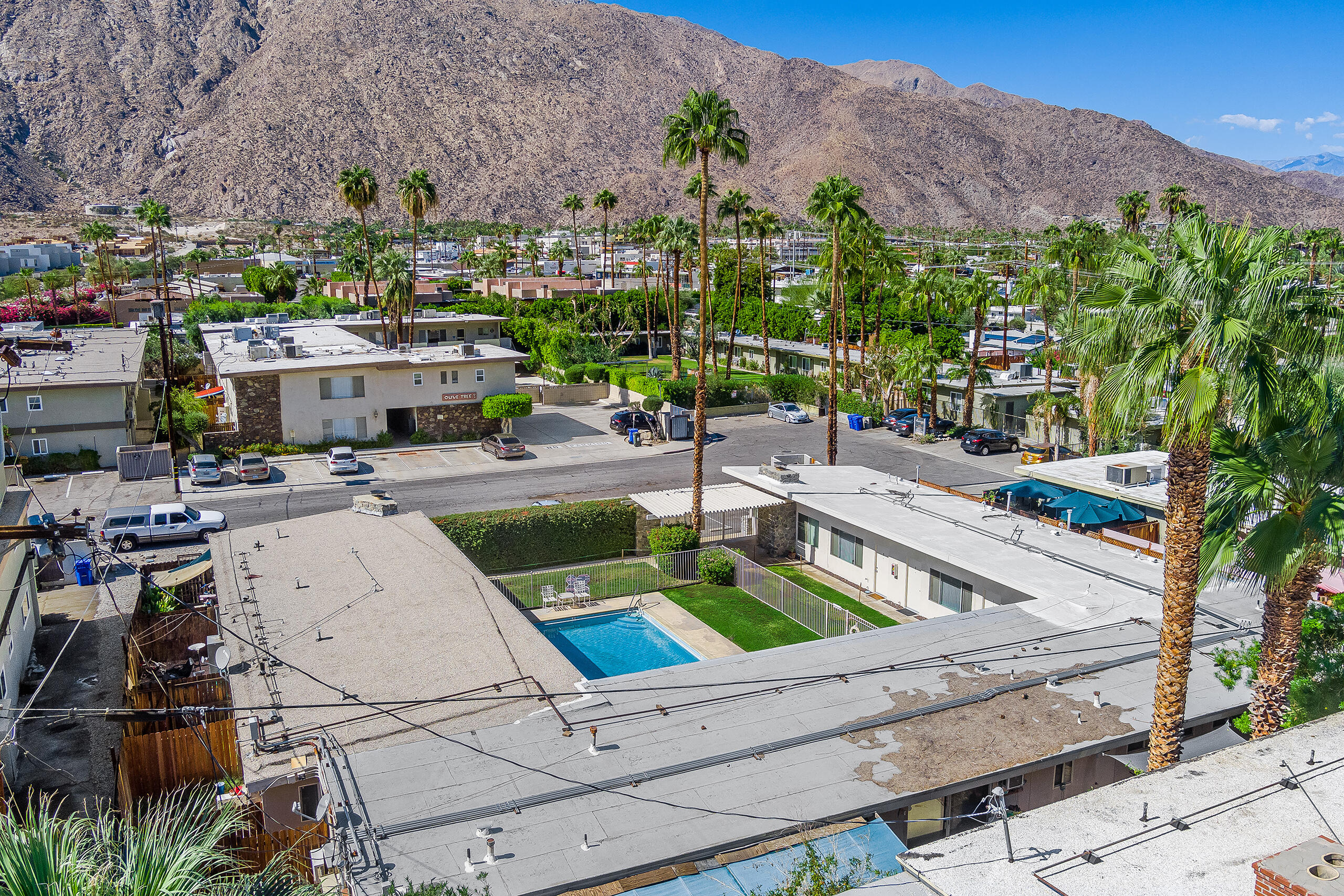 832 Riverside Place Palm Springs, CA 92264 - Photo 21 of 29 2104