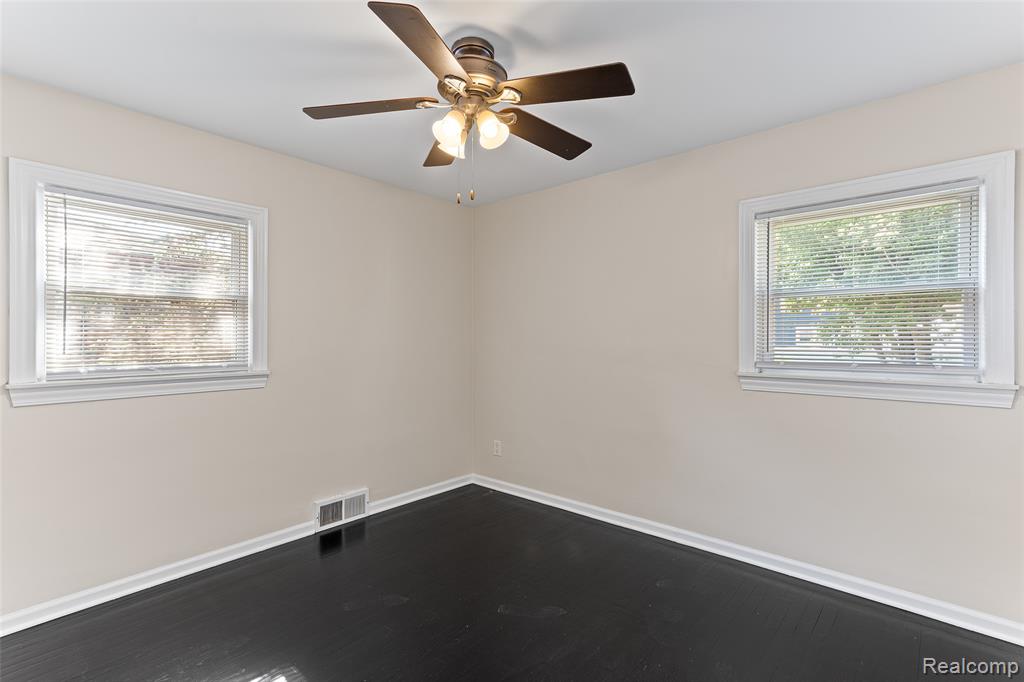 1653 London Avenue Lincoln Park, MI 48146 - Photo 15 of 30