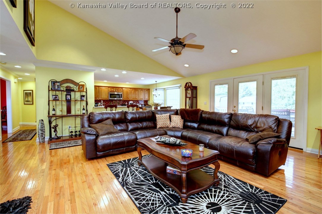 12 Holly Circle Winfield, WV 25213 - Photo 10 of 37 Gallery Image 10