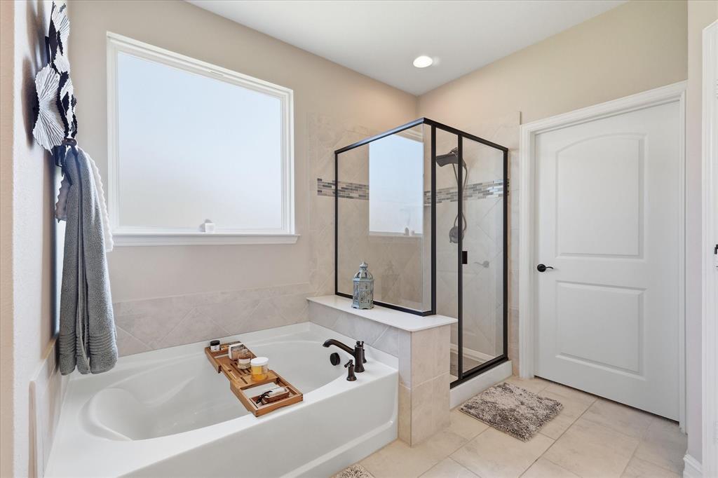 8870 Silent River Road Frisco, TX 75036 - Photo 21 of 40 Gallery Image 21