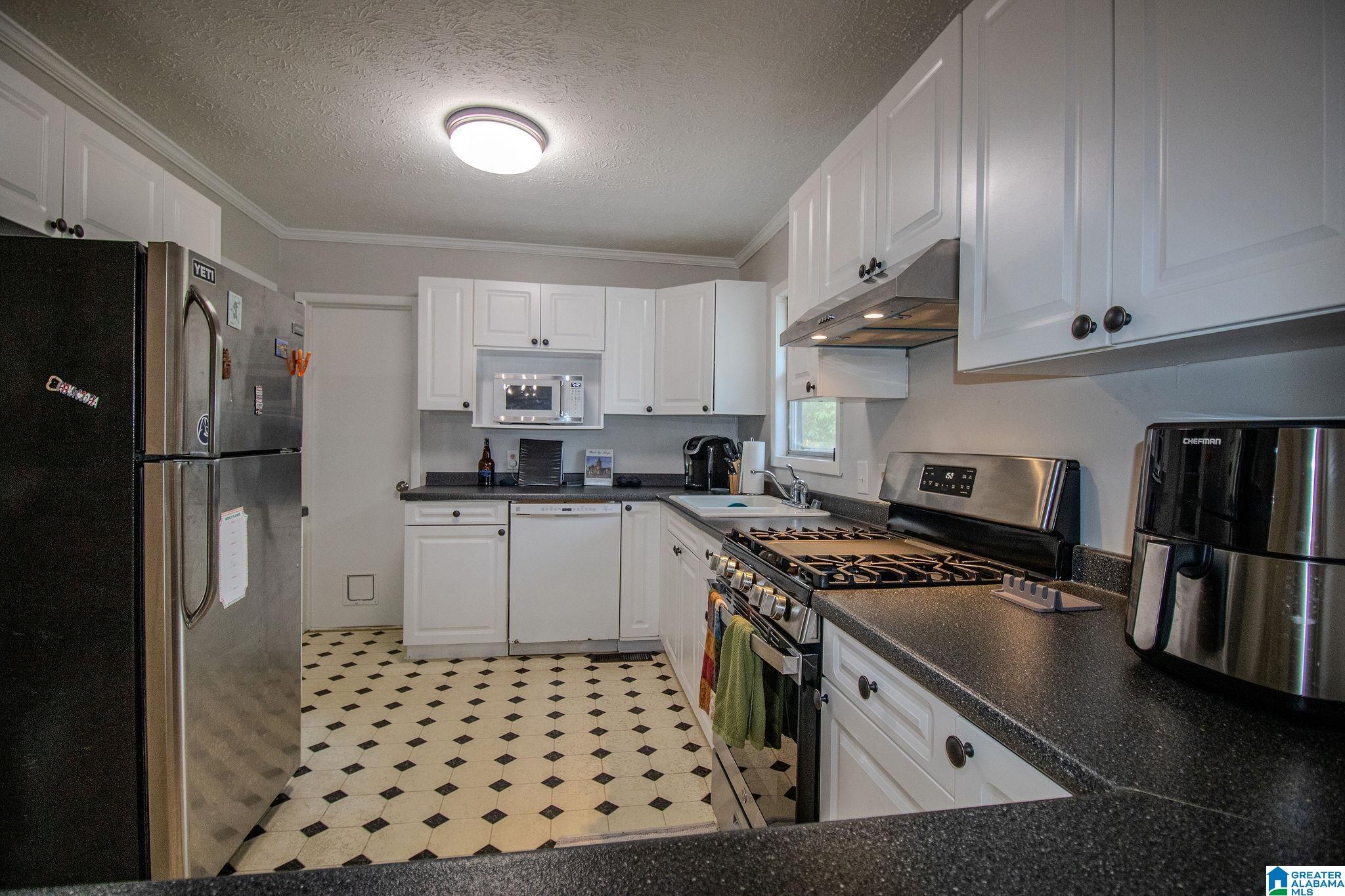 1307 Robertson Road Anniston, AL 36207 - Photo 27 of 32