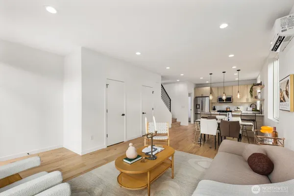 $999,900 | 520 North 102nd Street, Seattle, WA 98133