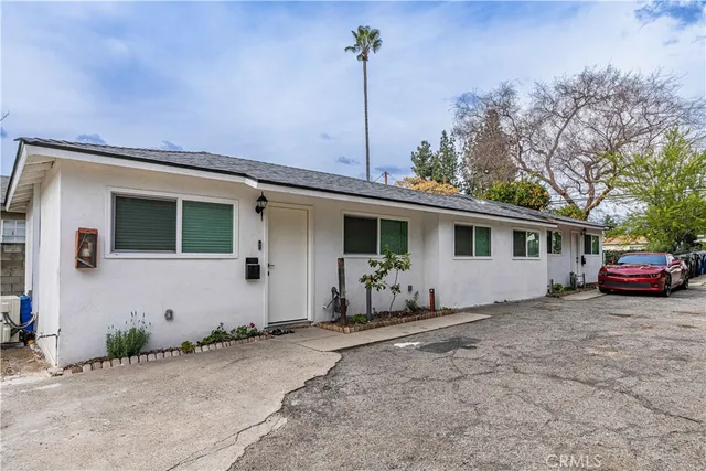 $2,100 | 200 East Phillips Street, Unit 202, Ontario, CA 91761