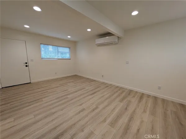 $2,100 | 200 East Phillips Street, Unit 202, Ontario, CA 91761