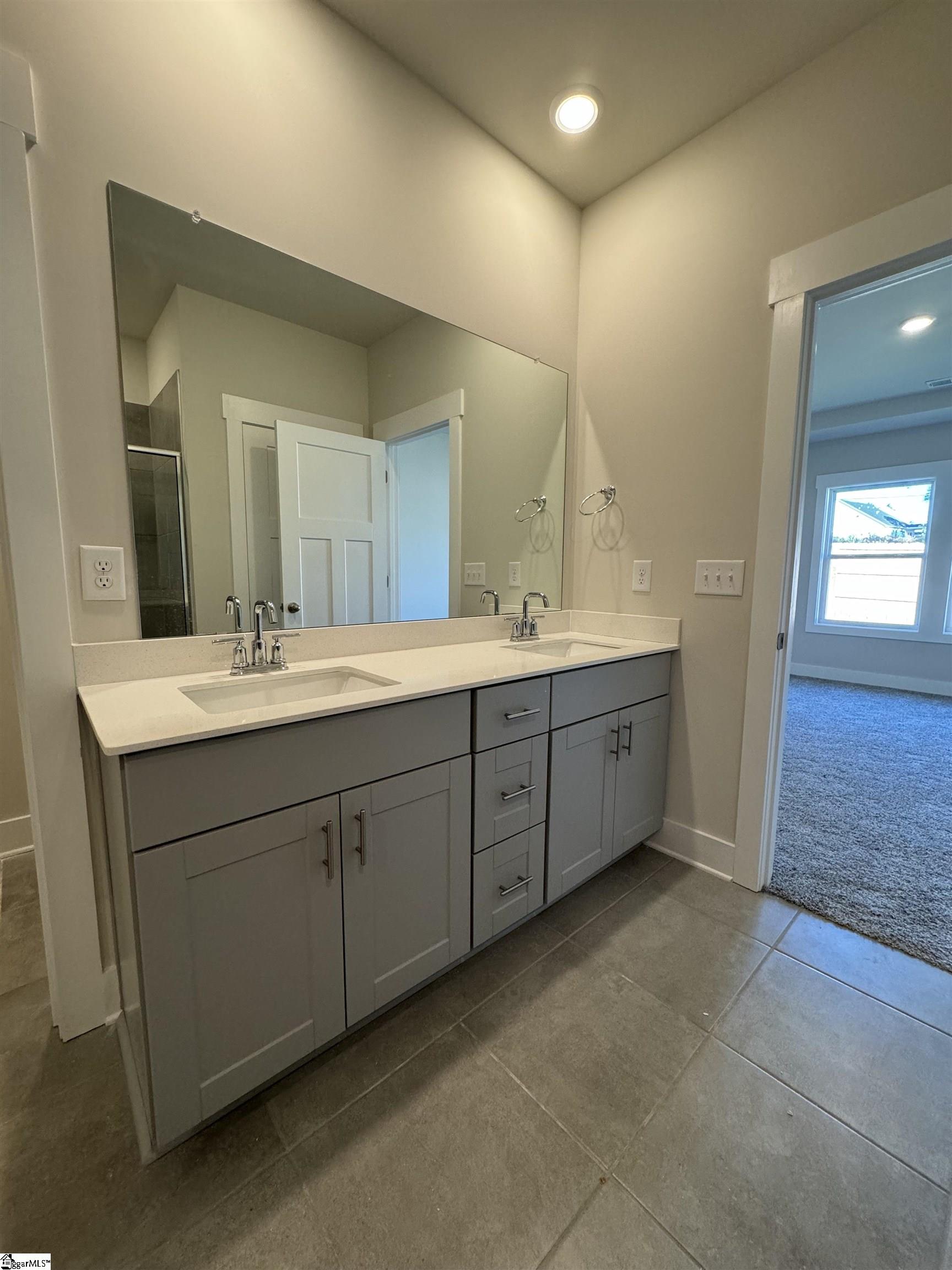 213 Roderick Lane Greenville, SC 29605 - Photo 11 of 24 Gallery Image 11