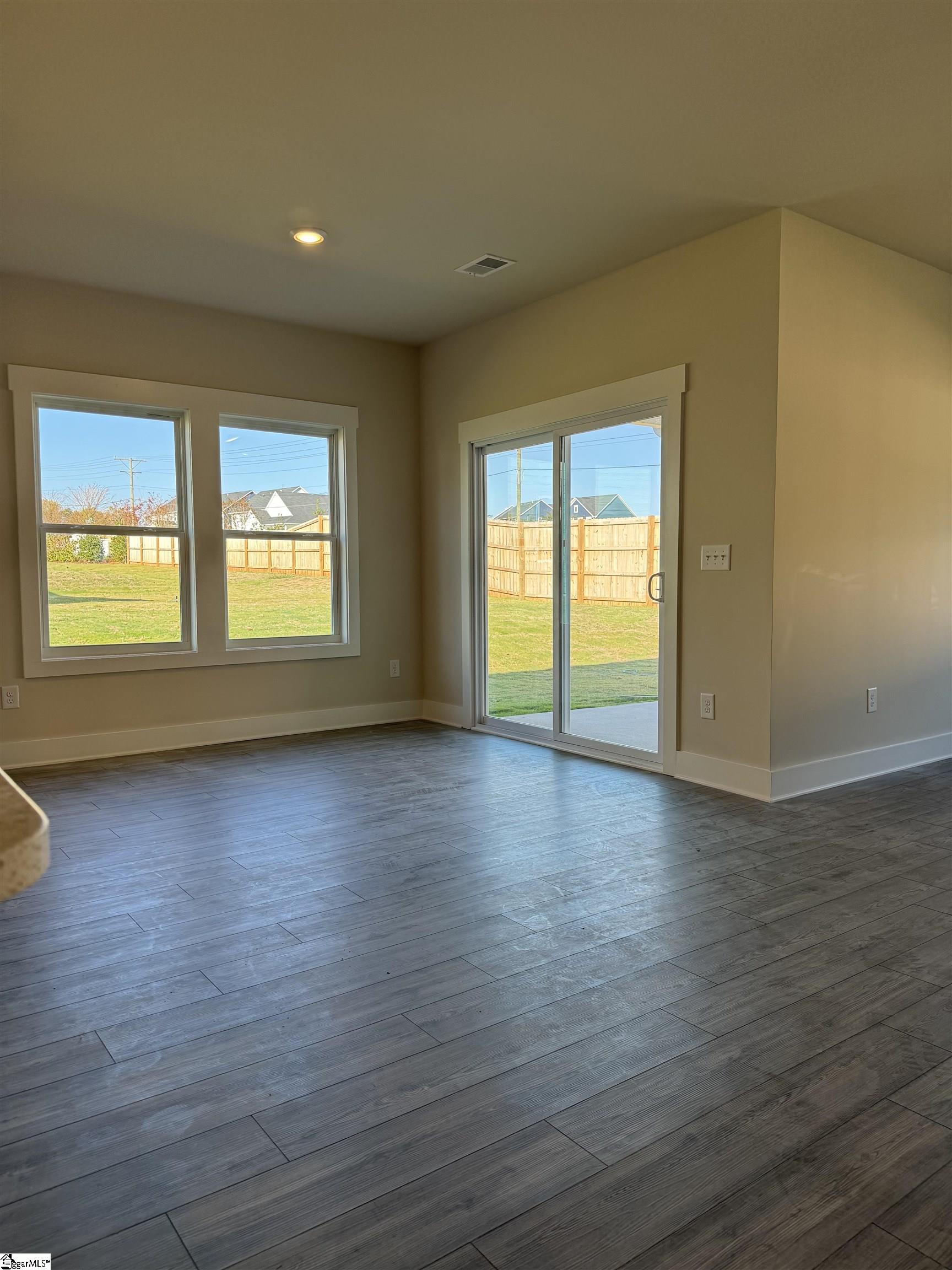 213 Roderick Lane Greenville, SC 29605 - Photo 9 of 24 Gallery Image 9