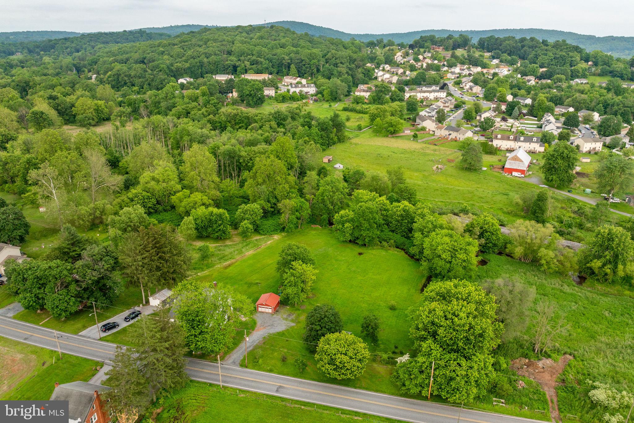 196 Galen Hall Road Reinholds, PA 17569 - Photo 3 of 52 Gallery Image 3