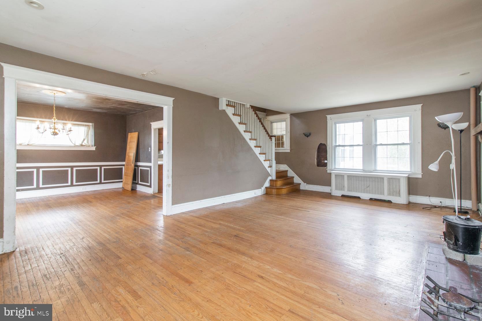 357 North Rolling Road Springfield, PA 19064 - Photo 5 of 44