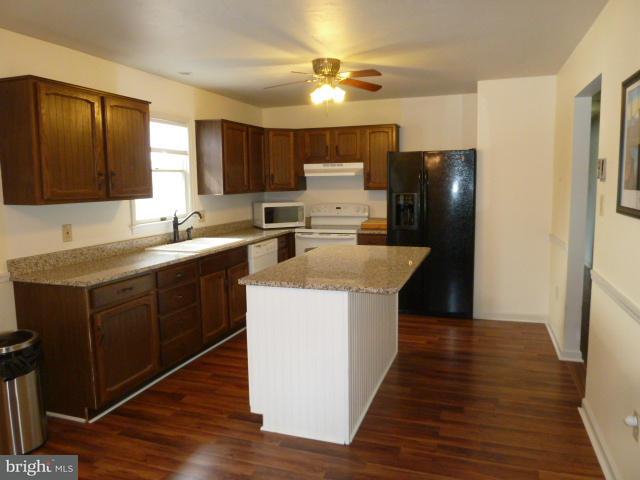 2214 Chestnut Road York, PA 17408 - Photo 8 of 24