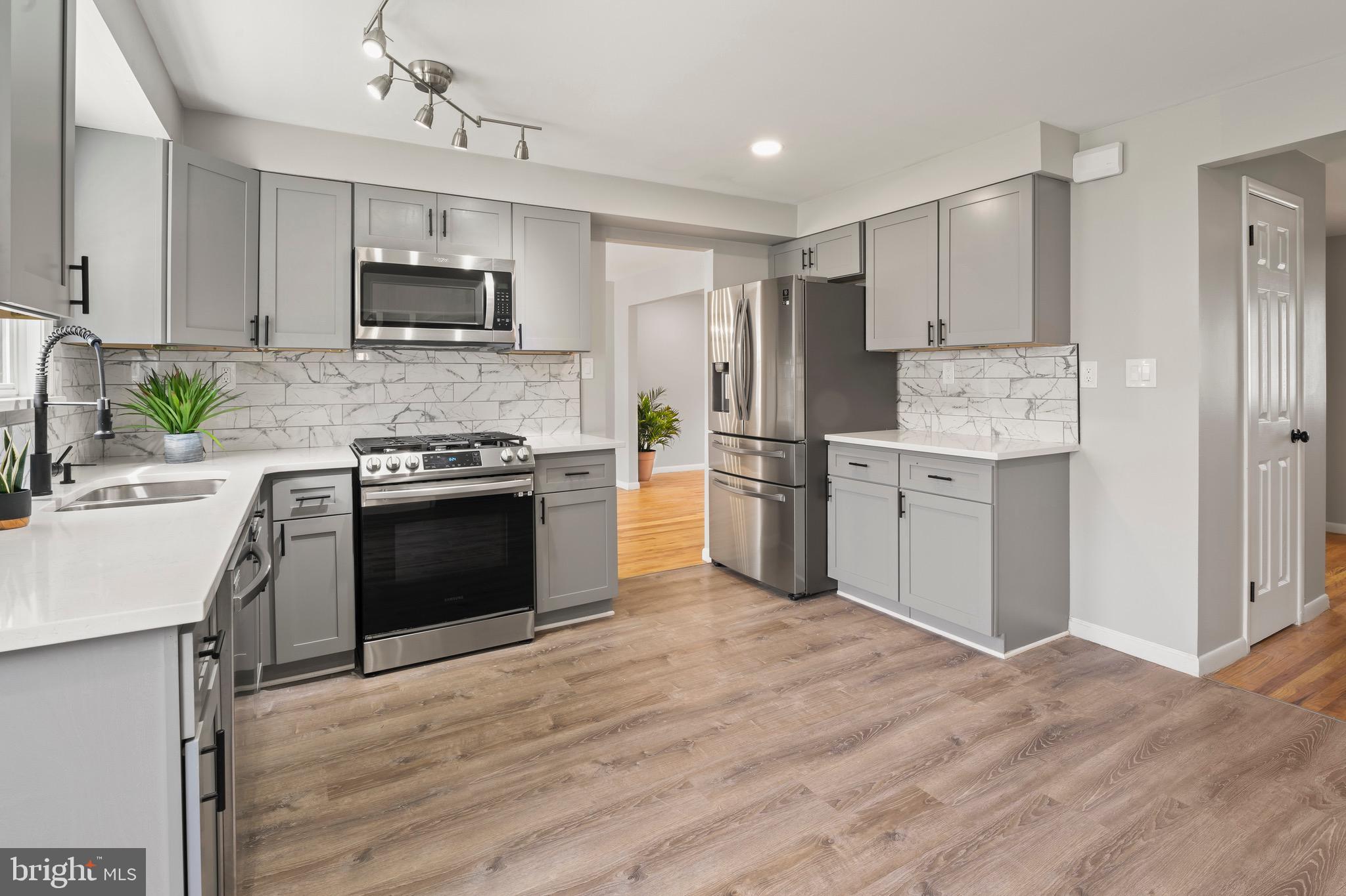 150 Kelly Driver Road Clementon, NJ 08021 - Photo 21 of 67