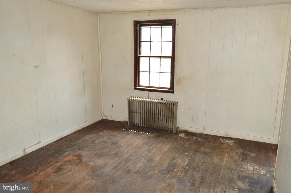 4902 Brookwood Road Baltimore, MD 21225 - Photo 8 of 11 Bedroom