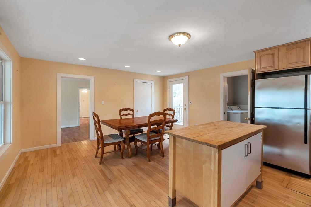 120 Dunstable Road North Chelmsford, MA 01863 - Photo 7 of 27 Gallery Image 7