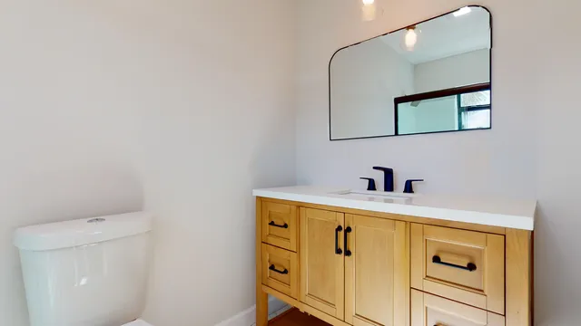 a view of an entryway of the house