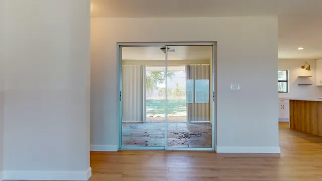 a view of yard with tree