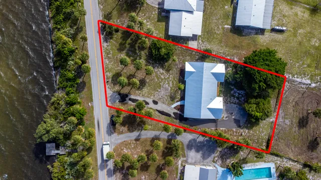 $4,175 | 4003 South Indian River Drive, Fort Pierce, FL 34982