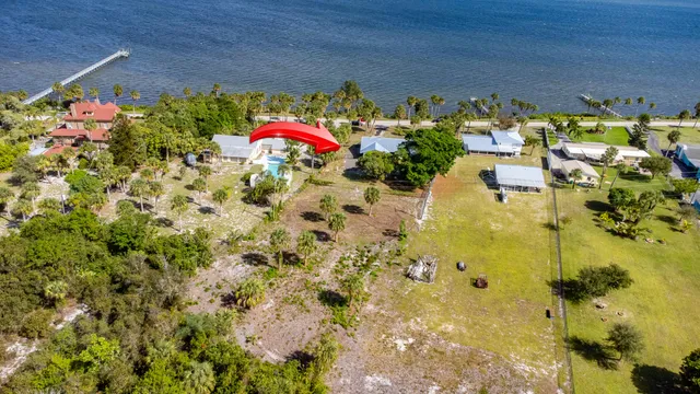 $4,175 | 4003 South Indian River Drive, Fort Pierce, FL 34982