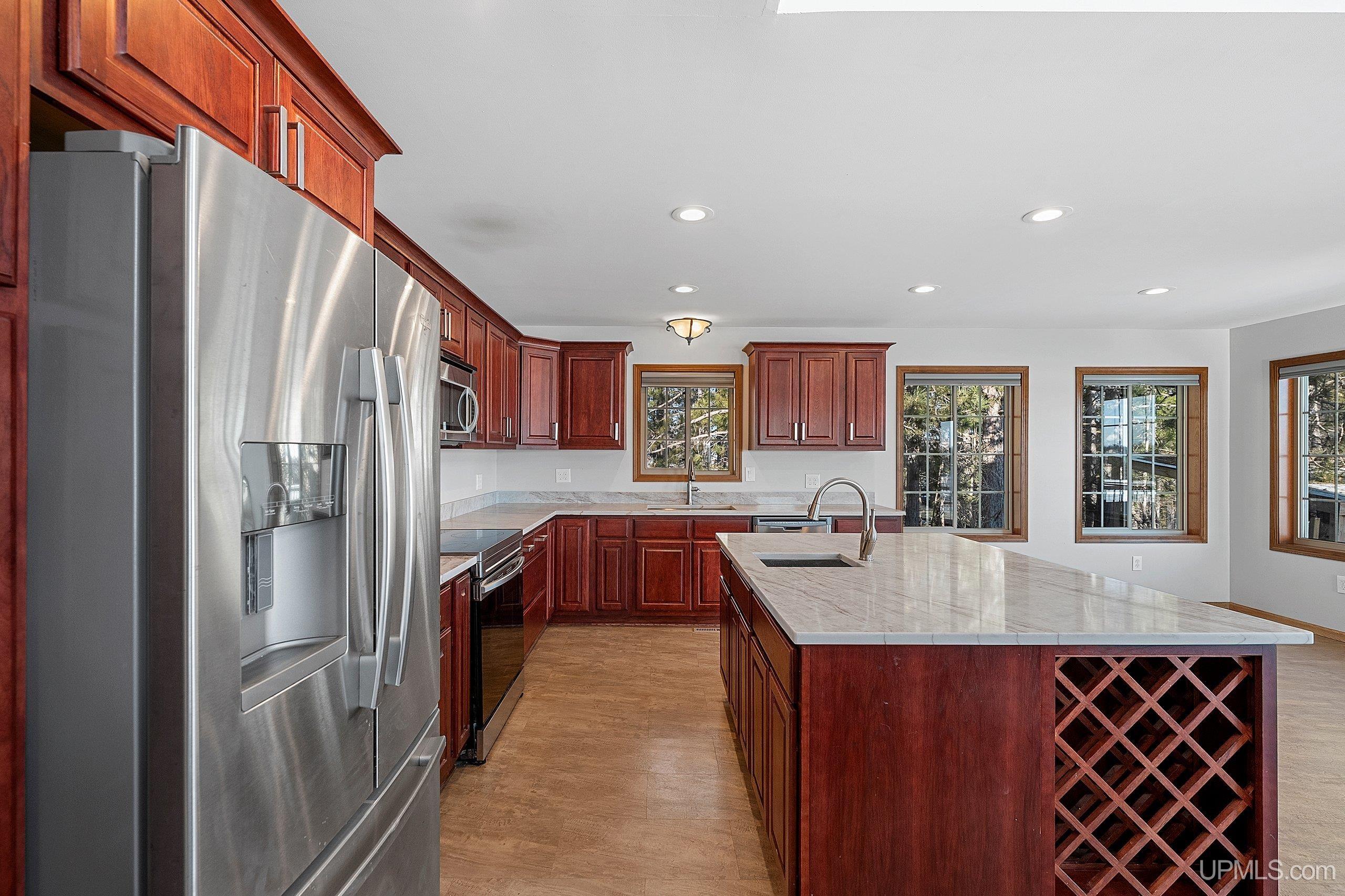 985 Van Ginkel Road Niagara, WI 54151 - Photo 10 of 26