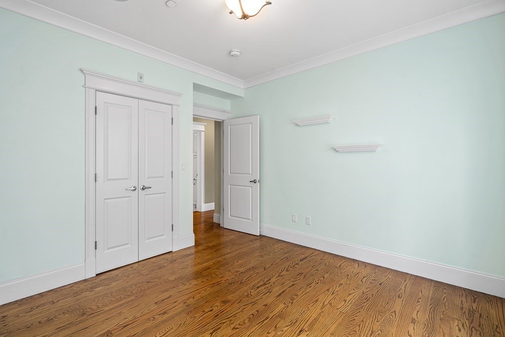 39 Coffey Street, Unit 2 Boston, MA 02122 - Photo 16 of 42