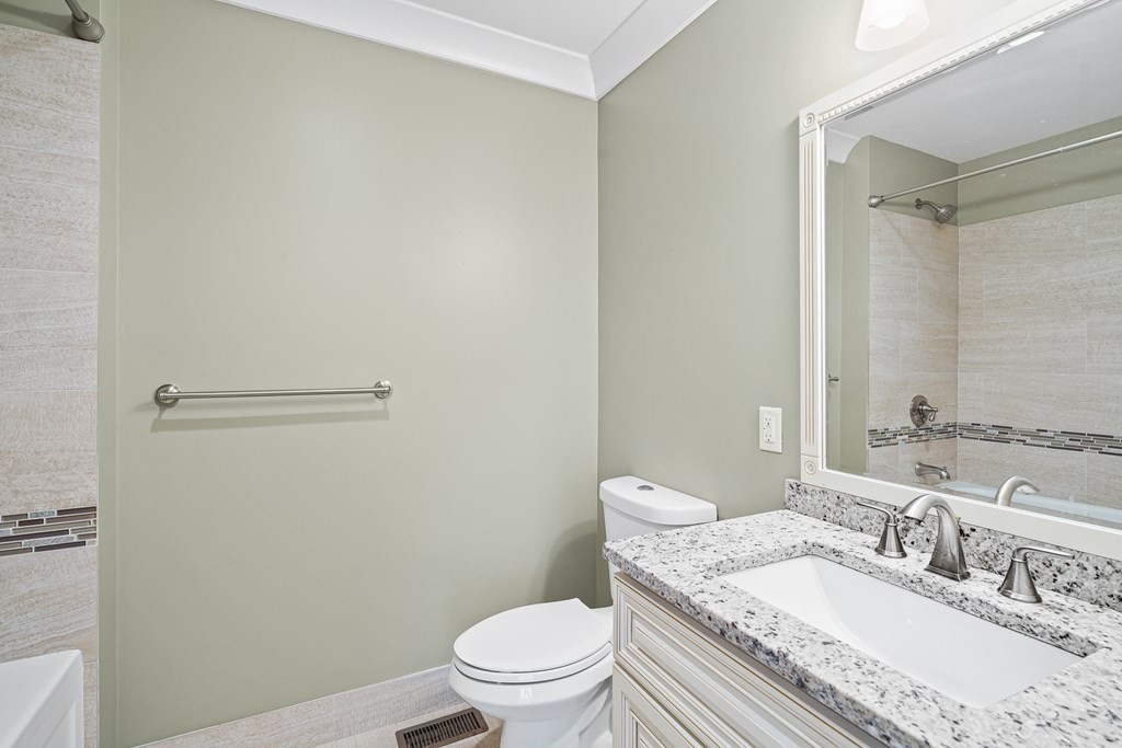 39 Coffey Street, Unit 2 Boston, MA 02122 - Photo 18 of 42