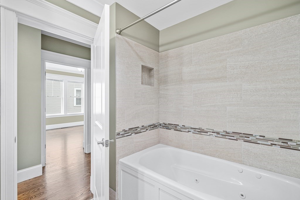 39 Coffey Street, Unit 2 Boston, MA 02122 - Photo 19 of 42