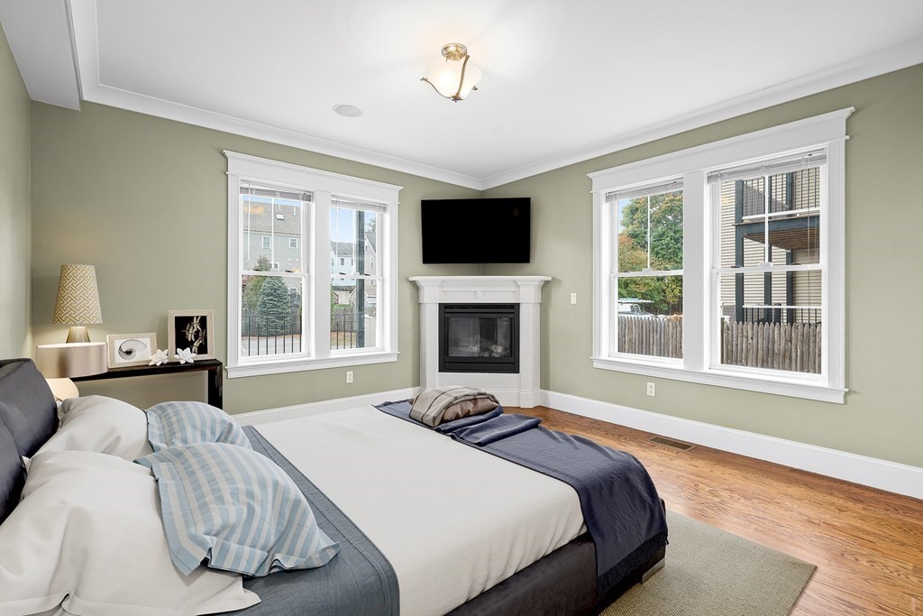 39 Coffey Street, Unit 2 Boston, MA 02122 - Photo 21 of 42