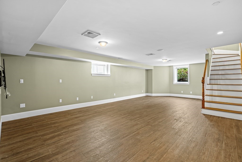 39 Coffey Street, Unit 2 Boston, MA 02122 - Photo 30 of 42